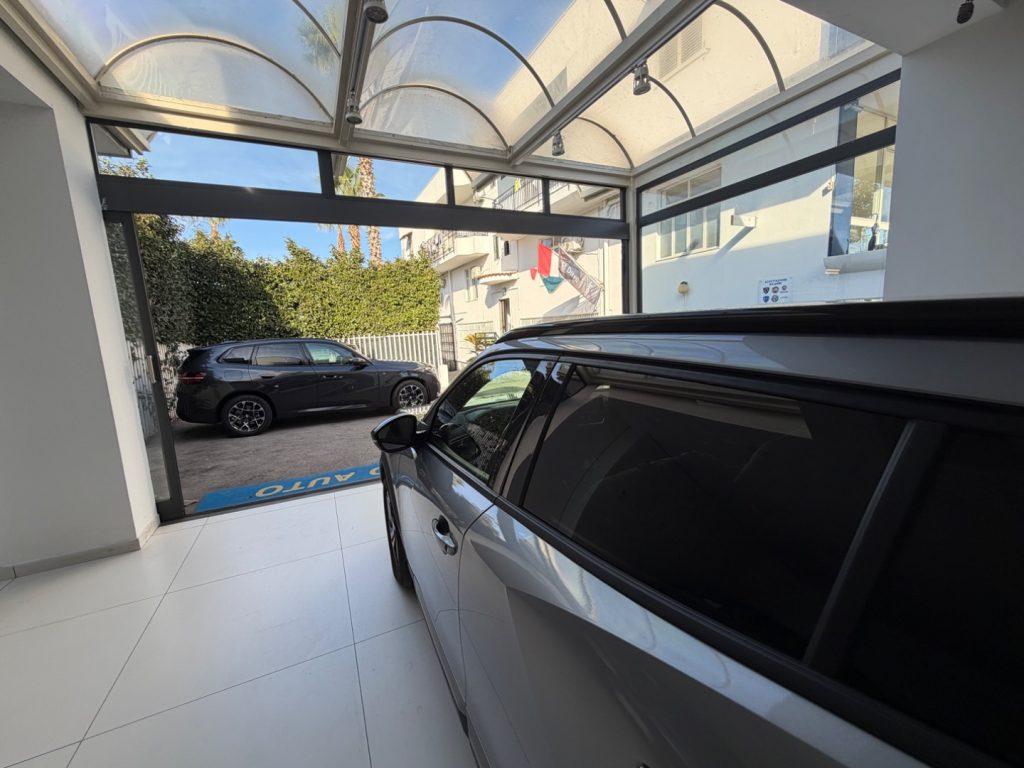 Peugeot 2008 PureTech 130 S&S EAT8 Allure da €229,00 mensili