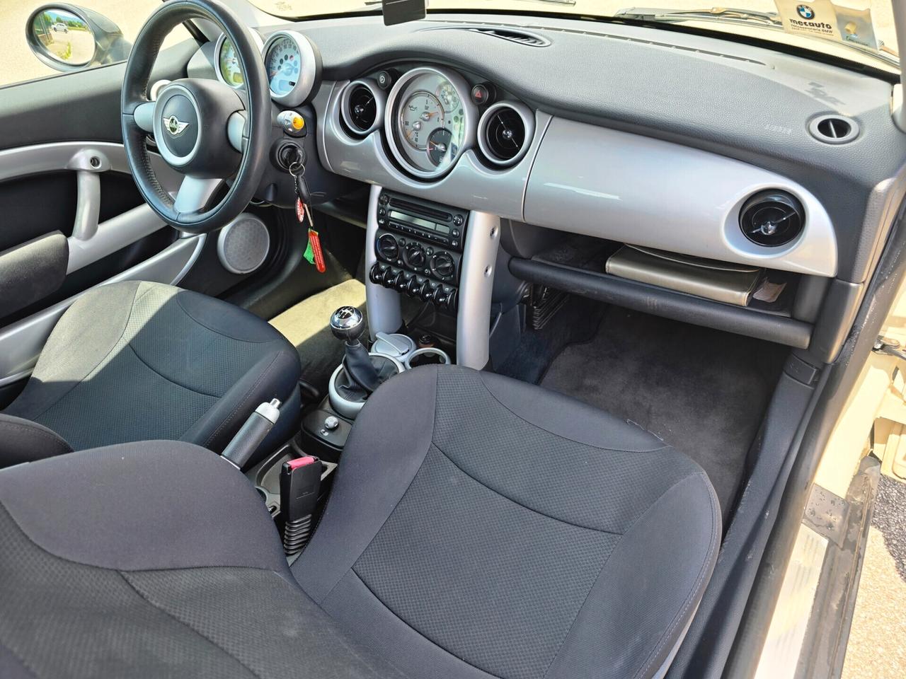 Mini COOPER 1.6 B OK PER NEOPATENTATI