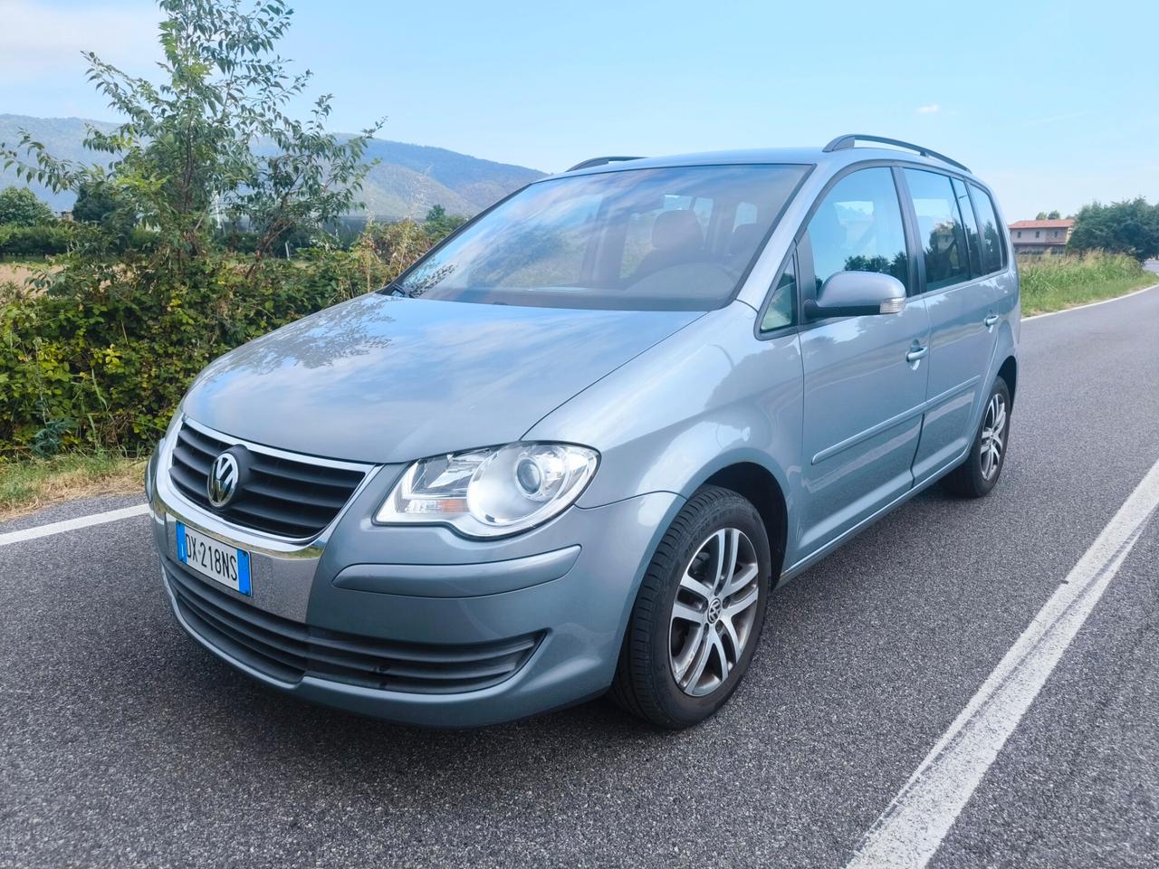 VOLKWAGEN TOURAN 1,9 TDI- 7 POSTI -OK NEOPATENTATI-KM 130000