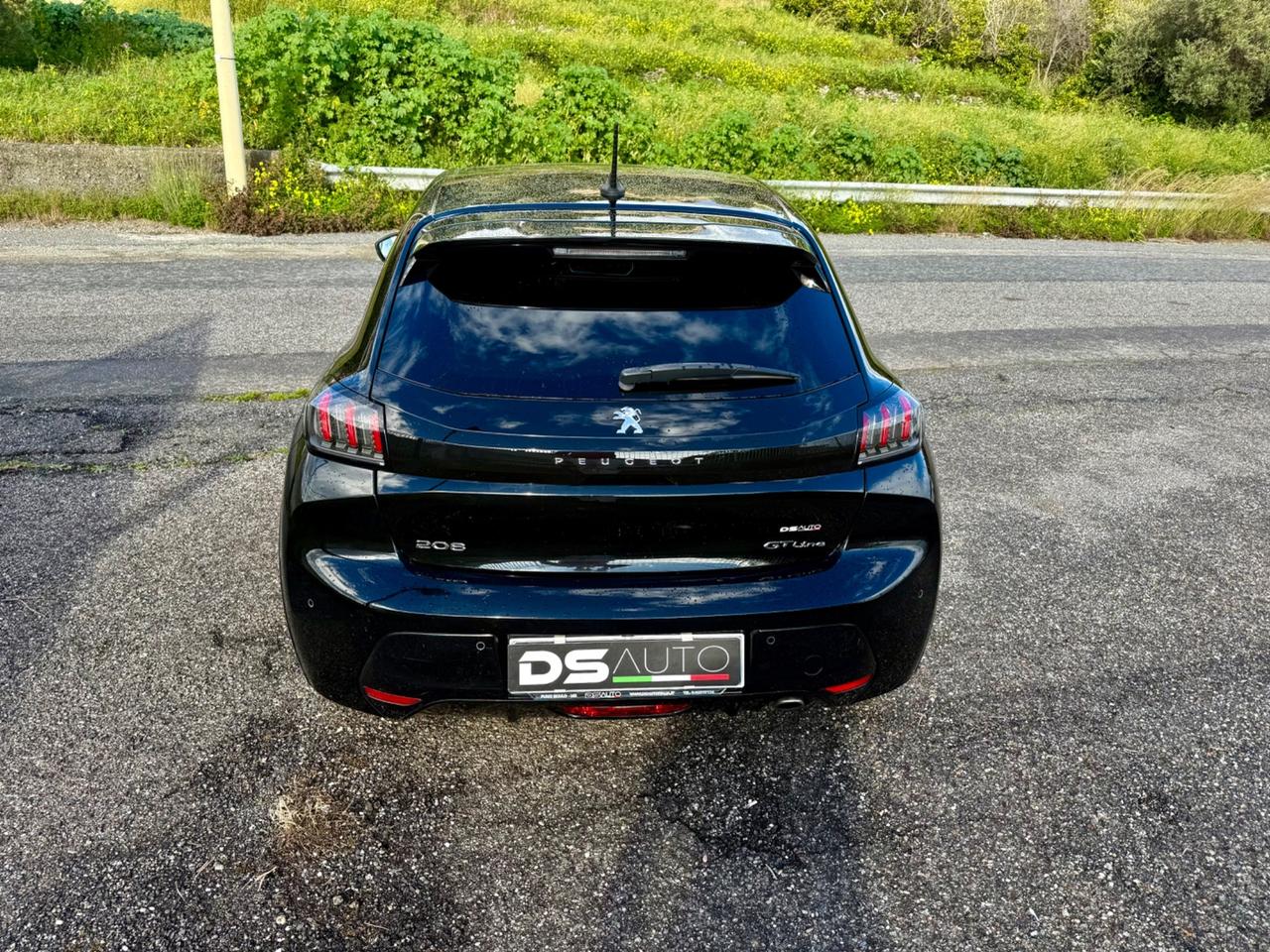 PEUGEOT 208 BLUEHDI 100 CV GT LINE