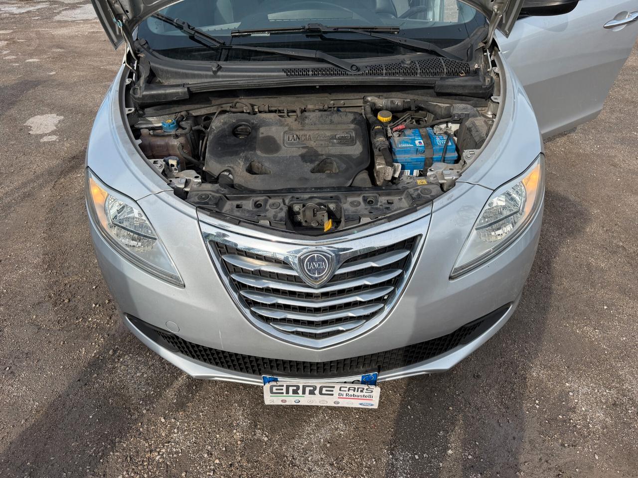LANCIA YPSILON 2014 900 BENZINA/METANO *LEGGI