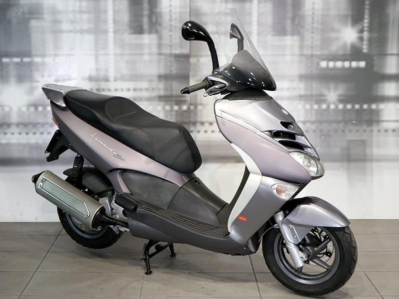 Aprilia Leonardo 300