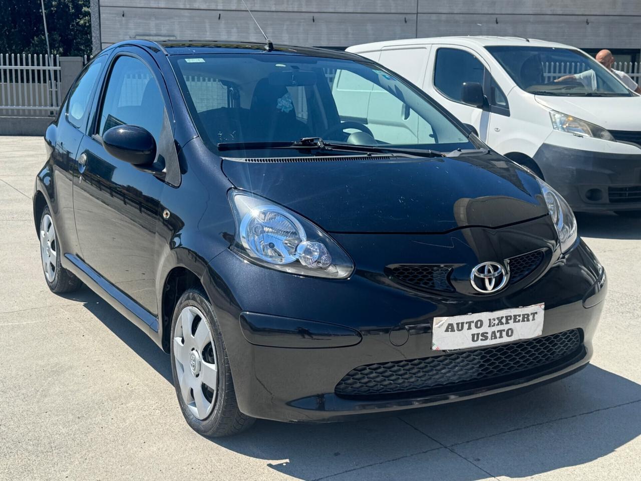 Toyota Aygo 1.0 12V VVT-i 3 porte 2011