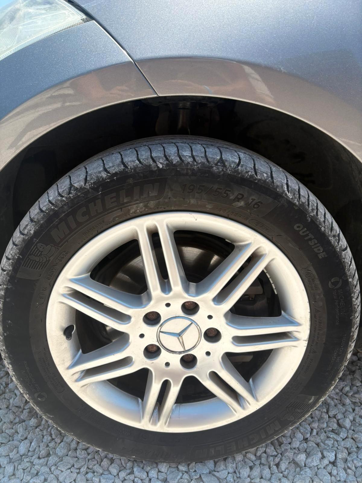 Mercedes-benz B 180 B 180 CDI