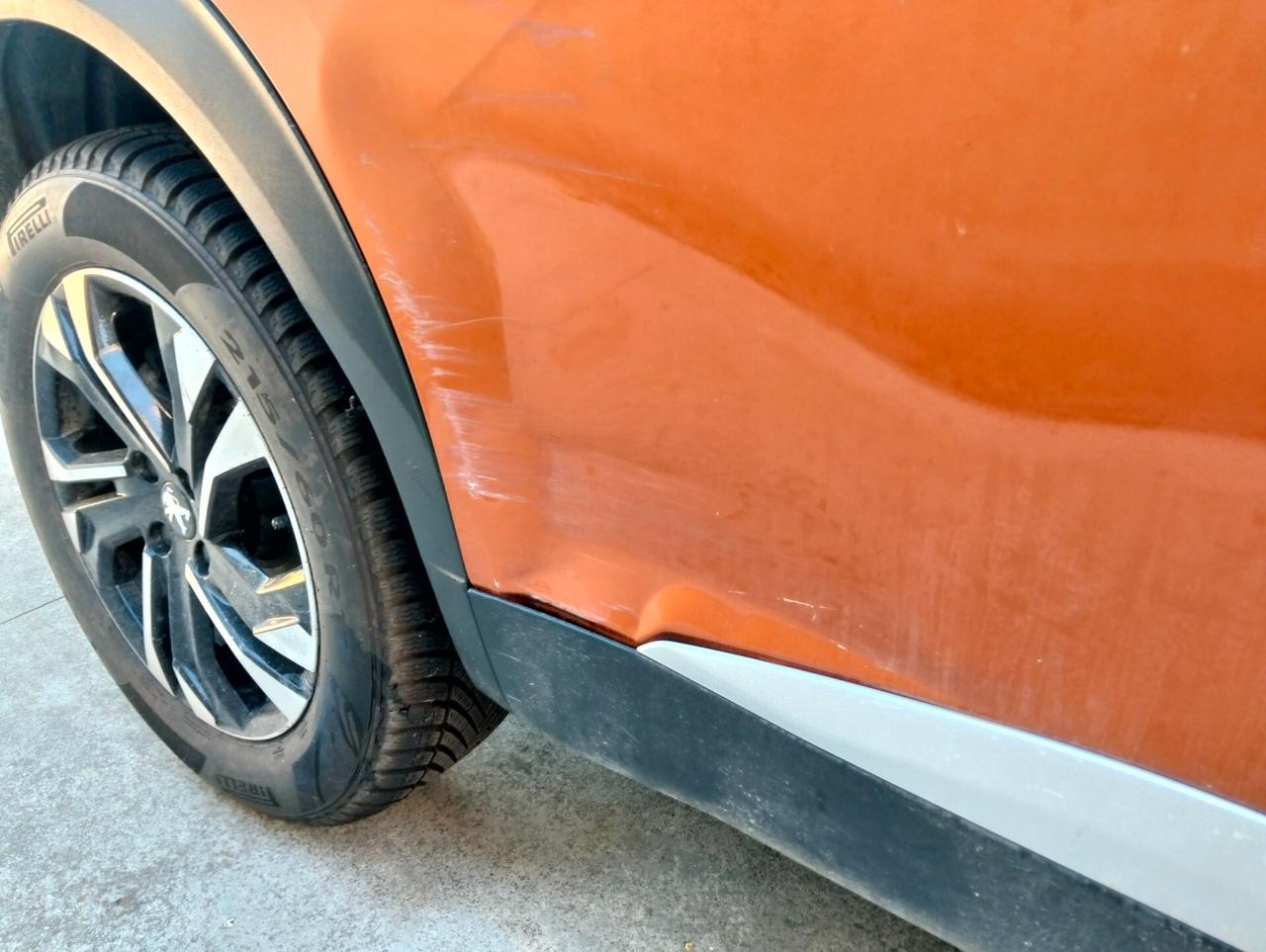 Peugeot 2008 1.5 HDi 130cv EAT8 2022 Motore ?