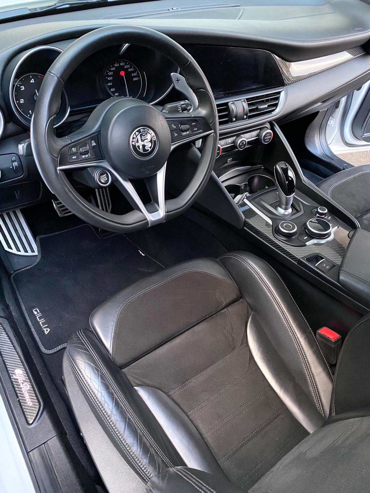 Alfa Romeo Giulia 2.2 210cv AT8 Q4/AWD Veloce Ti
