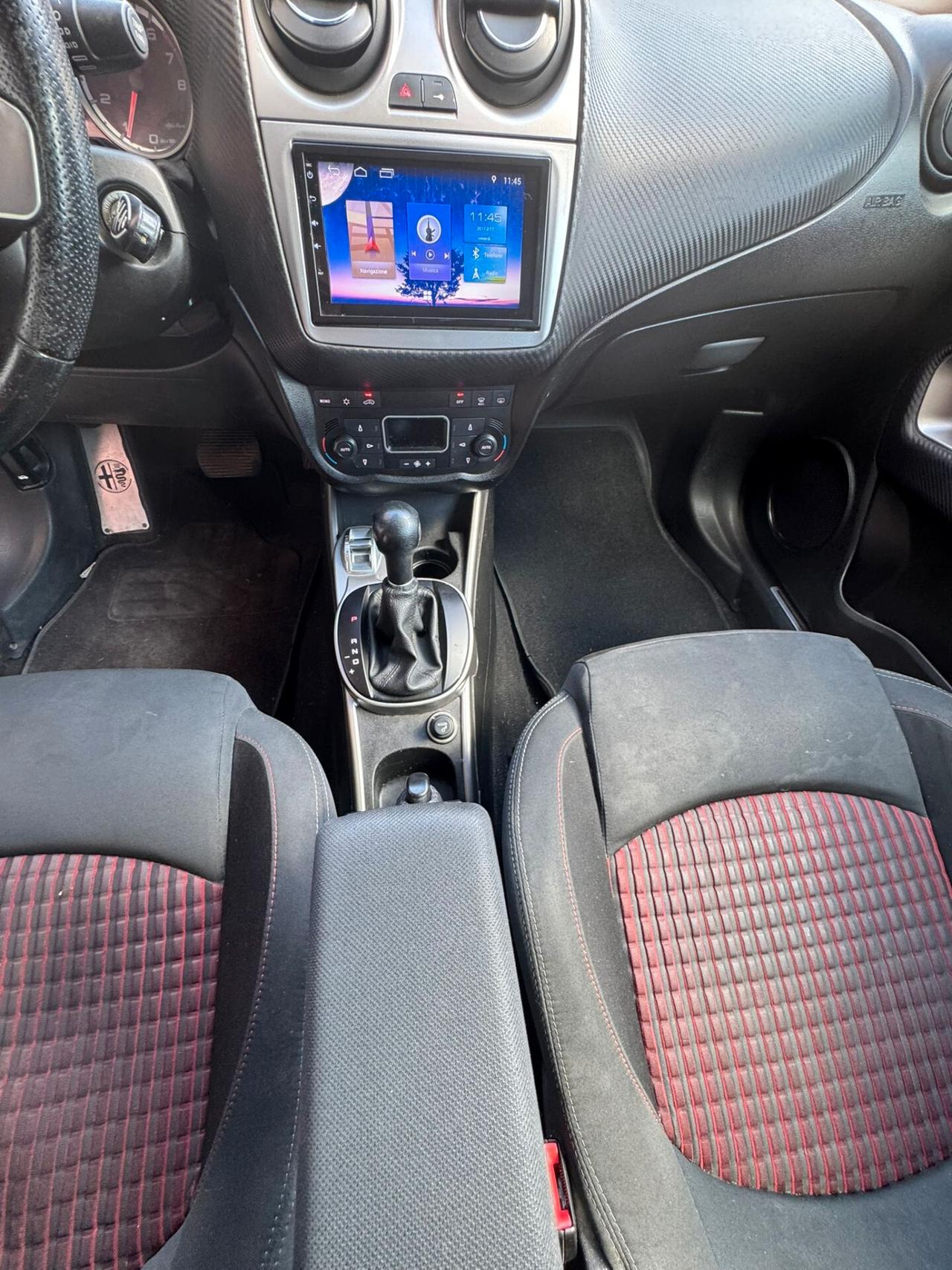 Alfa Romeo MiTo 1.4 T 135 CV TCT S&S Dist. Sport Pack, TAGLIANDI CERTIFICATI, OK NEOPATENTATI, AUTOMATICA