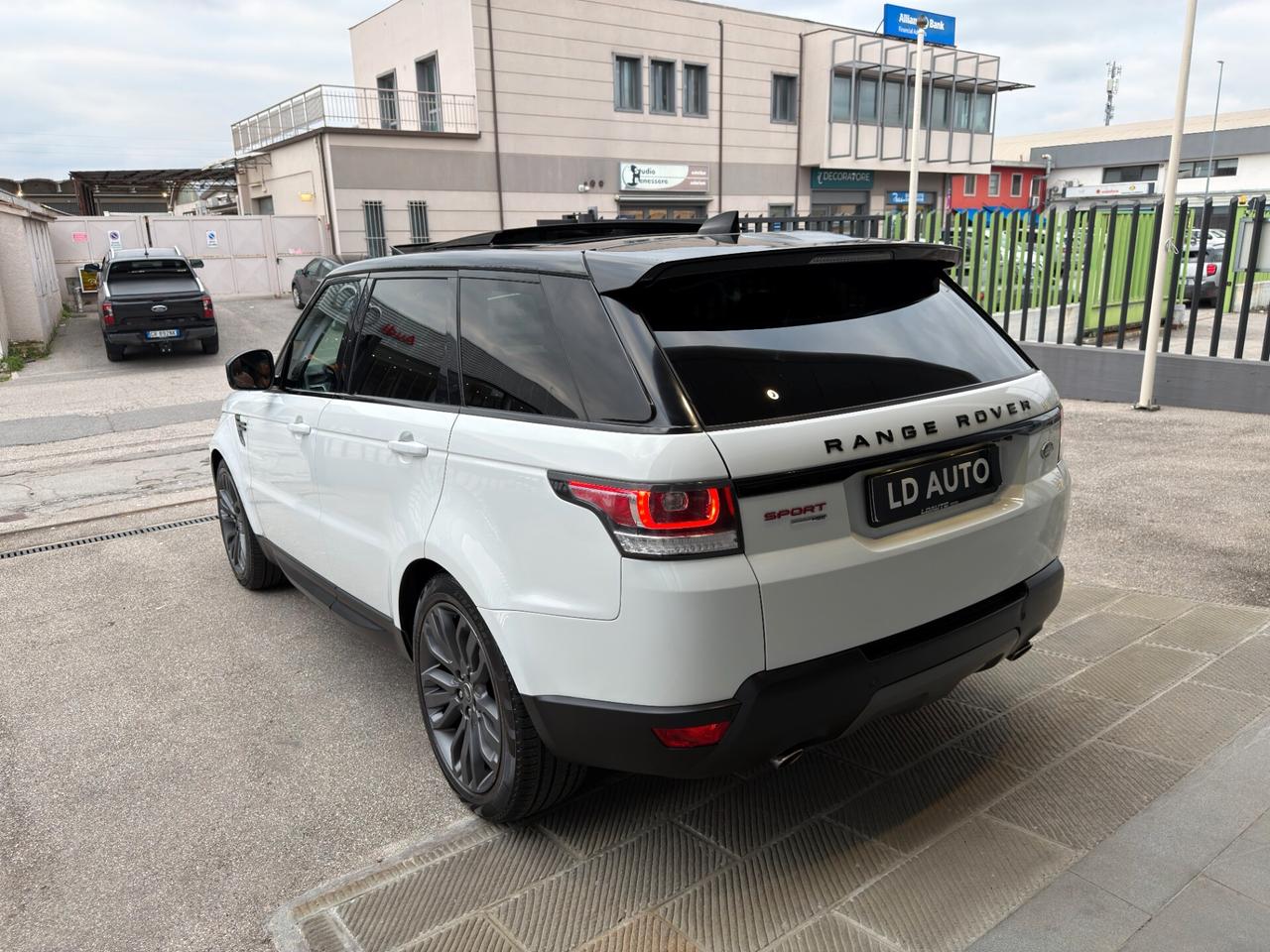 Land Rover Range Sport 3.0 TDV6 HSE Dynamic