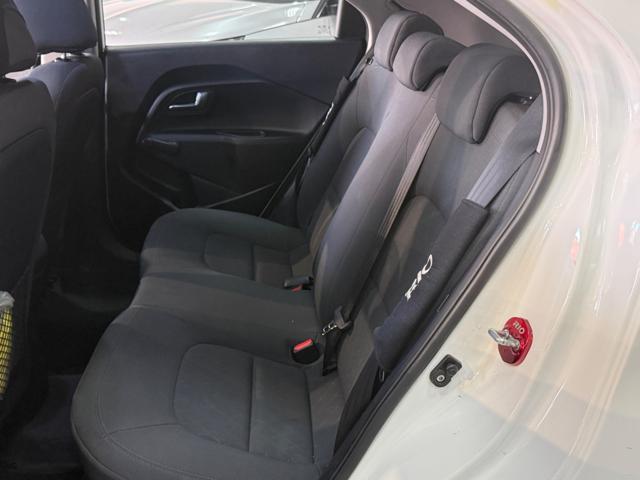 KIA Rio 1.1 CRDi 5p.OK NEOPATENTATI