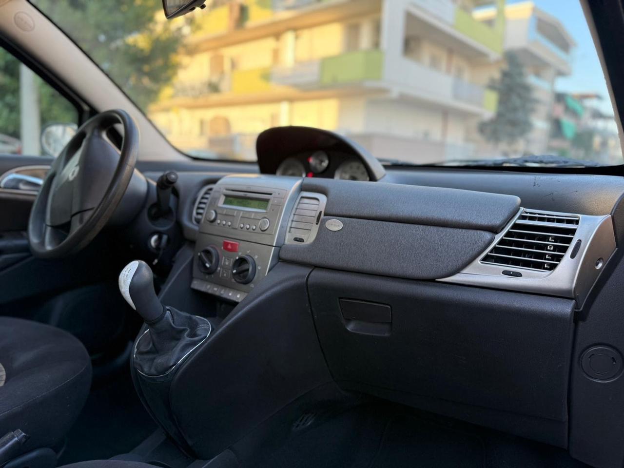 Lancia Ypsilon 1.3 MJT 75 CV anno 2008