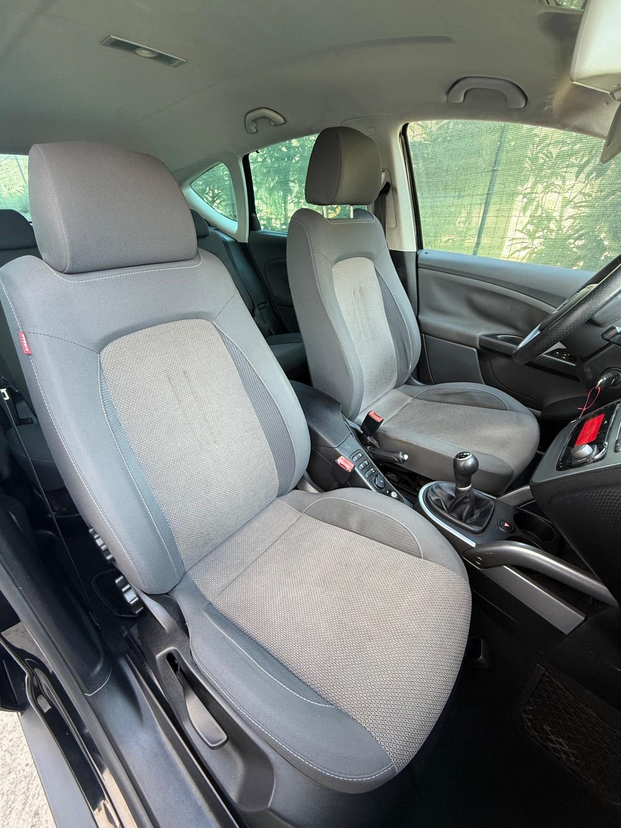 SEAT ALTEA XL 1.6 BENZ UNICO PROP. POCHI KM