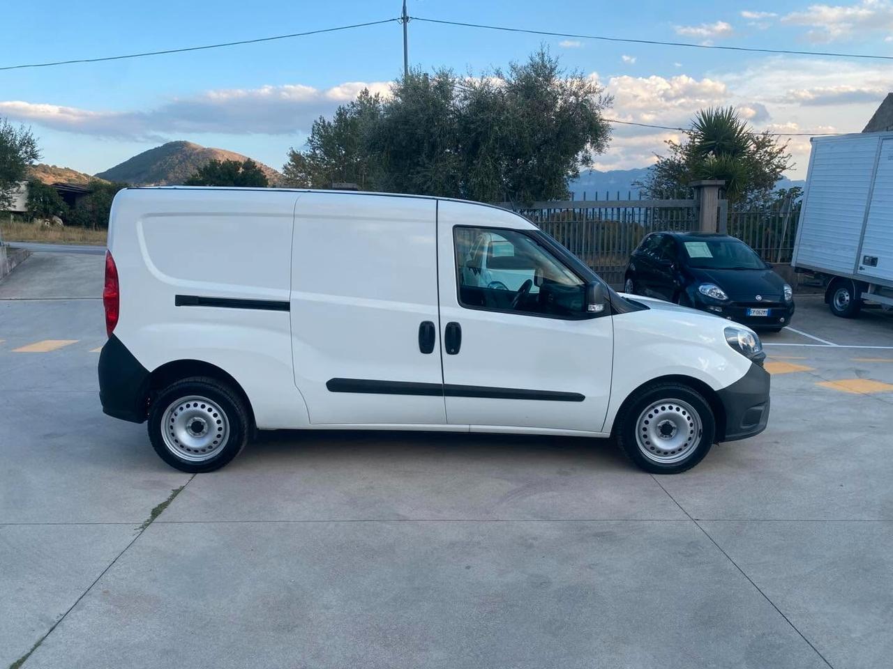 Fiat Doblò Maxi 1.6 Mjt 105 CV 2021