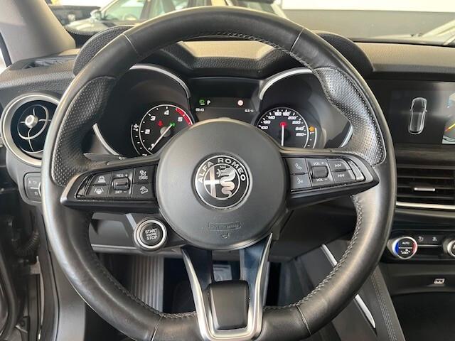 Alfa Romeo Stelvio 2.2 Turbodiesel 190 CV AT8 Q4 Business