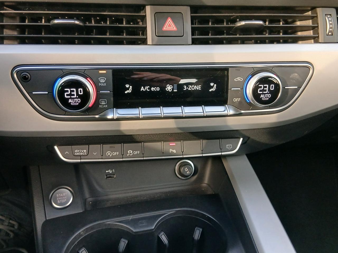 Audi A4 30 TDI/136 CV S tronic Business Advanced