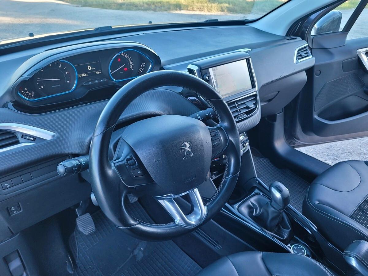 Peugeot 2008 BlueHDi 100 Allure