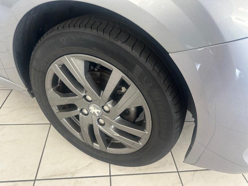 PEUGEOT 208 2ª serie 208 PureTech 75 Stop&Star...