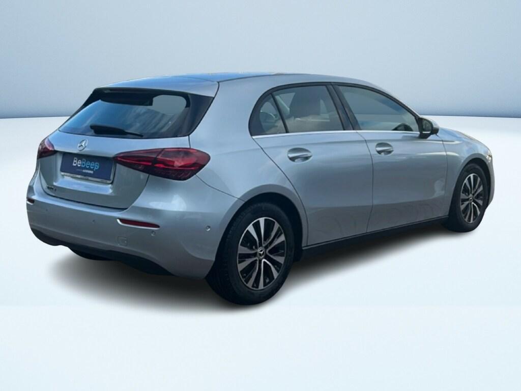 Mercedes Classe A 180 180 D Advanced 8G-DCT