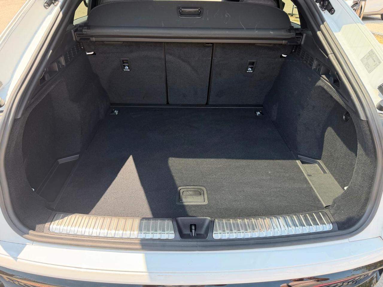 Audi Q5 SPB 40 TDI 4x4/STRONIC/SLINE/TETTO/TEL-360/PDC/CRUISE/RADAR/CERCHI 21/PORT ELEETT/V.PRI/DISTRONIC