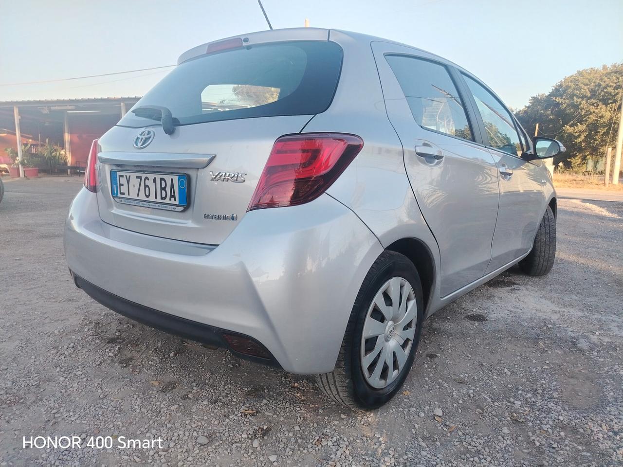 Toyota Yaris hybrid 1.5