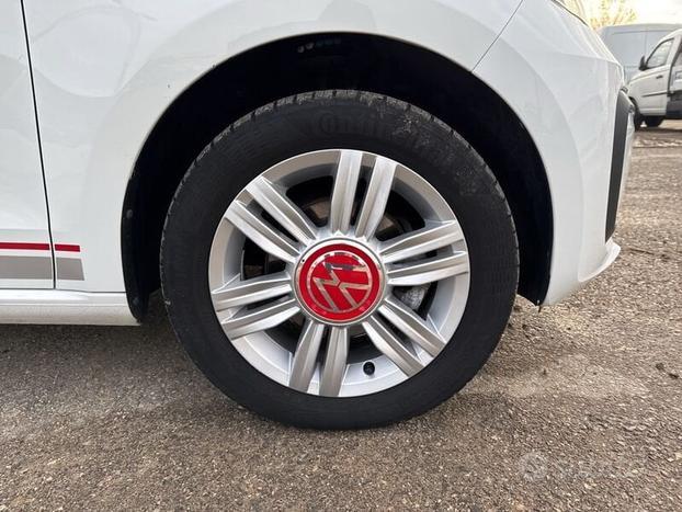 Volkswagen up! 1.0 5p. EVO beats BlueMotion ...