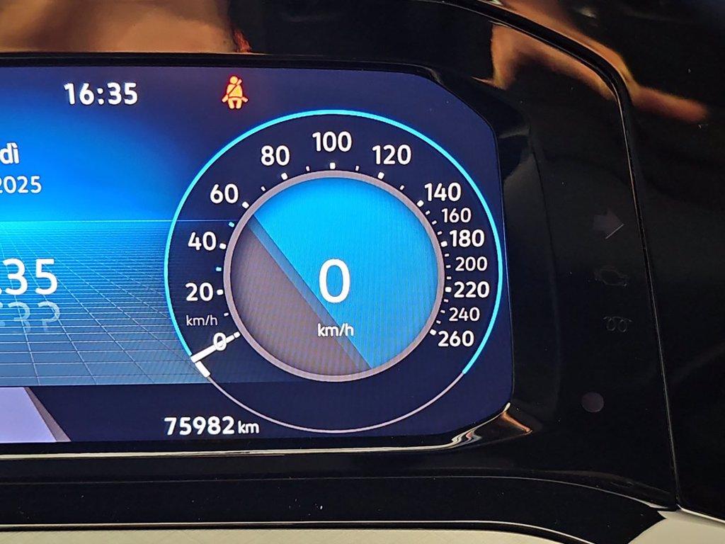 VOLKSWAGEN Golf 1.5 tsi evo life 130cv del 2022