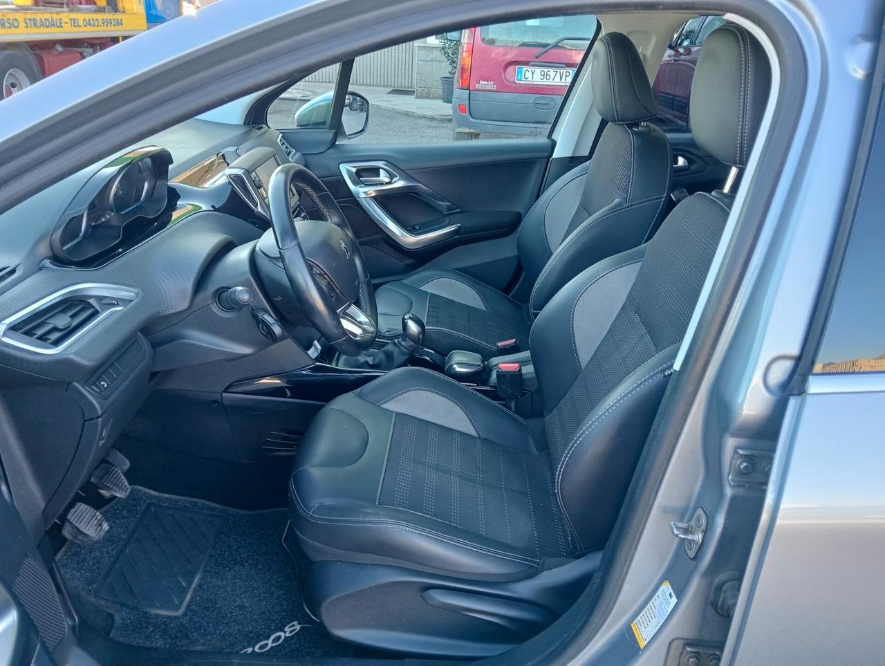 Peugeot 2008 1.6BlueHDi 100cv Allure OK NEOPATENTATI