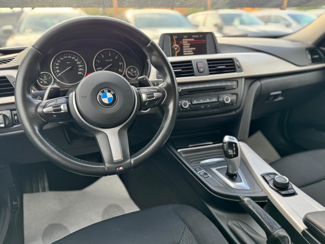 Bmw 118 118d 5p. Volante m sport
