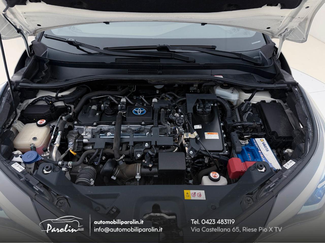 Toyota C-HR 1.8h Lounge e-cvt 1 proprietario