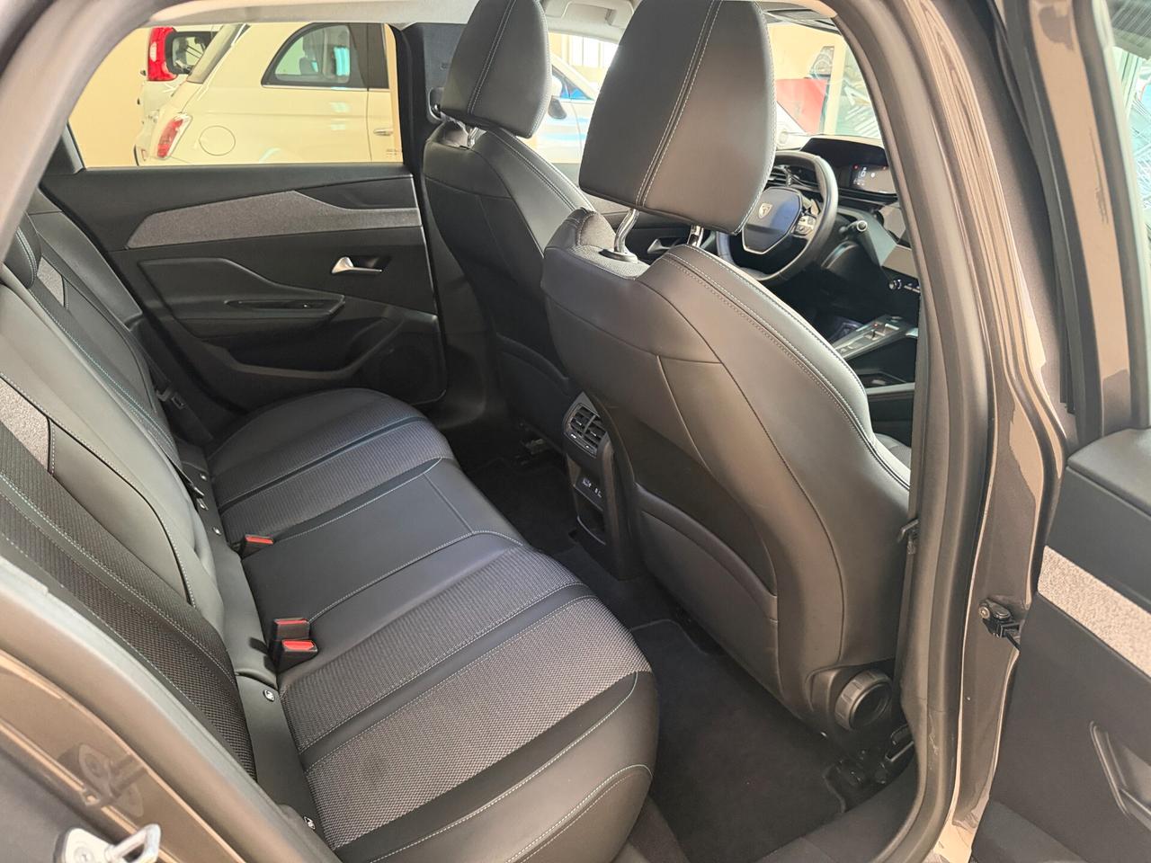 Peugeot 308 BlueHDi 130 S&S EAT8 SW Allure Pack