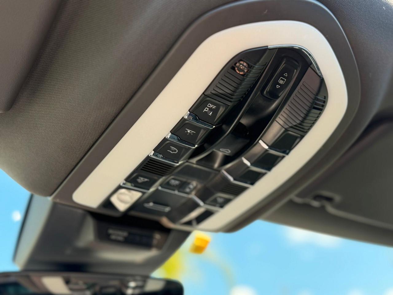 Porsche Macan 2.0 2019