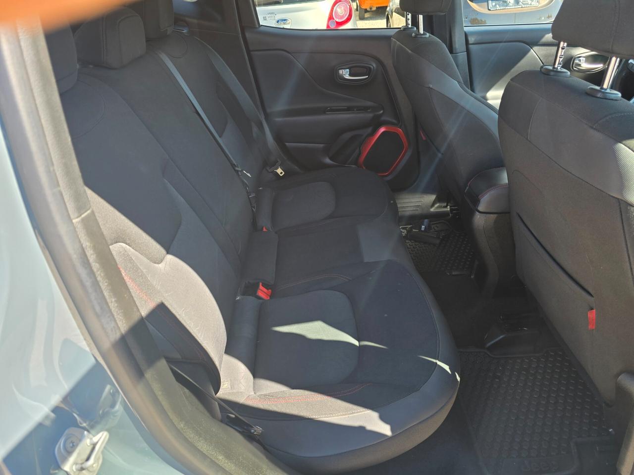 Jeep Renegade 2.0 Mjt 170CV 4WD Active Drive Low Trailhawk