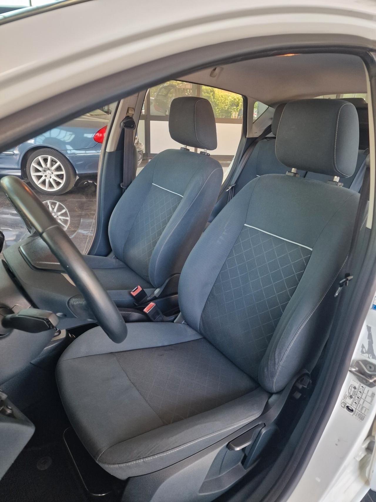 Ford Fiesta 1.4 5 porte Bz.- GPL Titanium