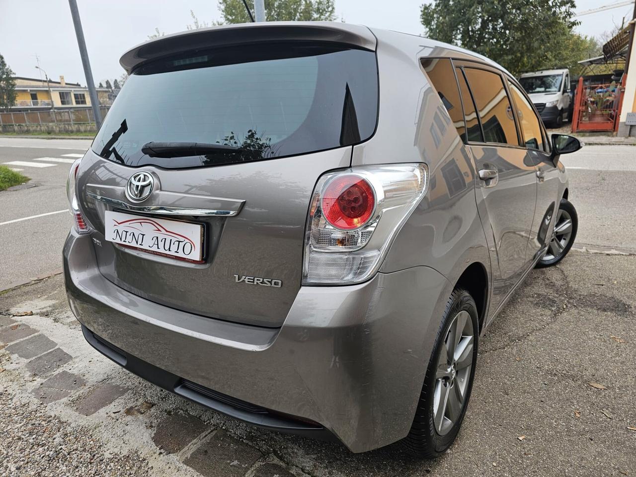 Toyota Verso 1.6 D-4D 112cv Style*7Posti*Retrocamera*Euro5*