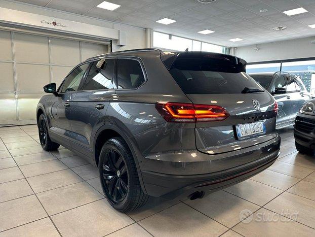 Volkswagen Touareg 3.0 V6 TDI SCR Black Style