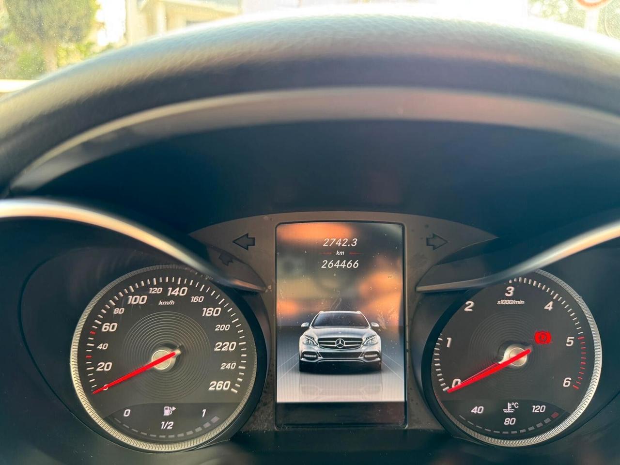 MERCEDES C 220 D S.W. AUTO SPORT