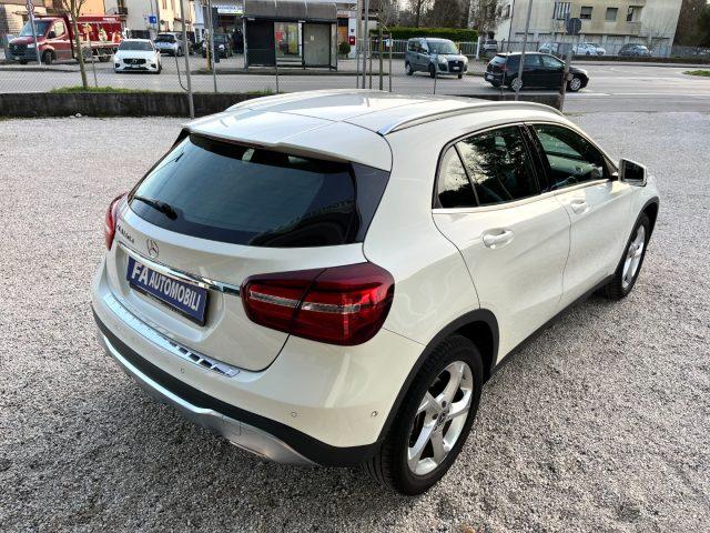 MERCEDES-BENZ GLA 180 d Automatic Sport