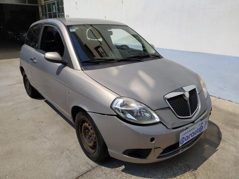 Lancia Ypsilon Ypsilon 1.2 8v