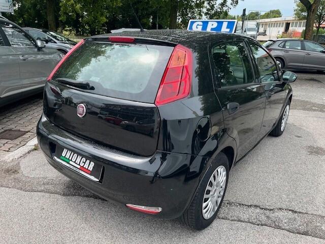 Fiat Punto 1.2 GPL Street
