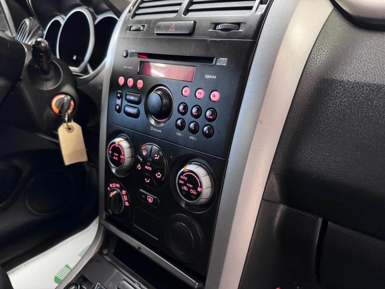 Suzuki Grand Vitara 1.9 DDiS 3 porte GANCIO TRAINO + RIDOTTE