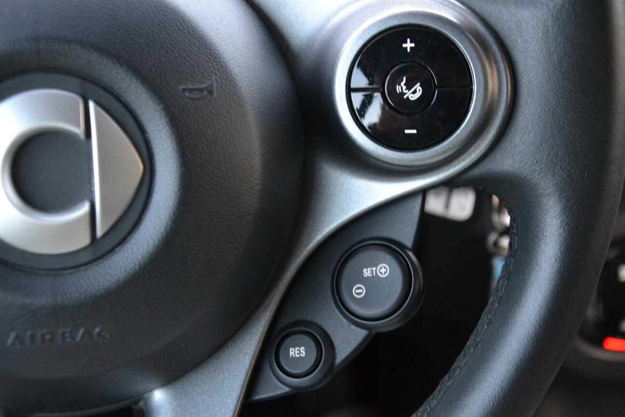 Smart ForTwo EQ PASSION **CARICA RAPIDA**PREZZO REALE*UNIPRO'**