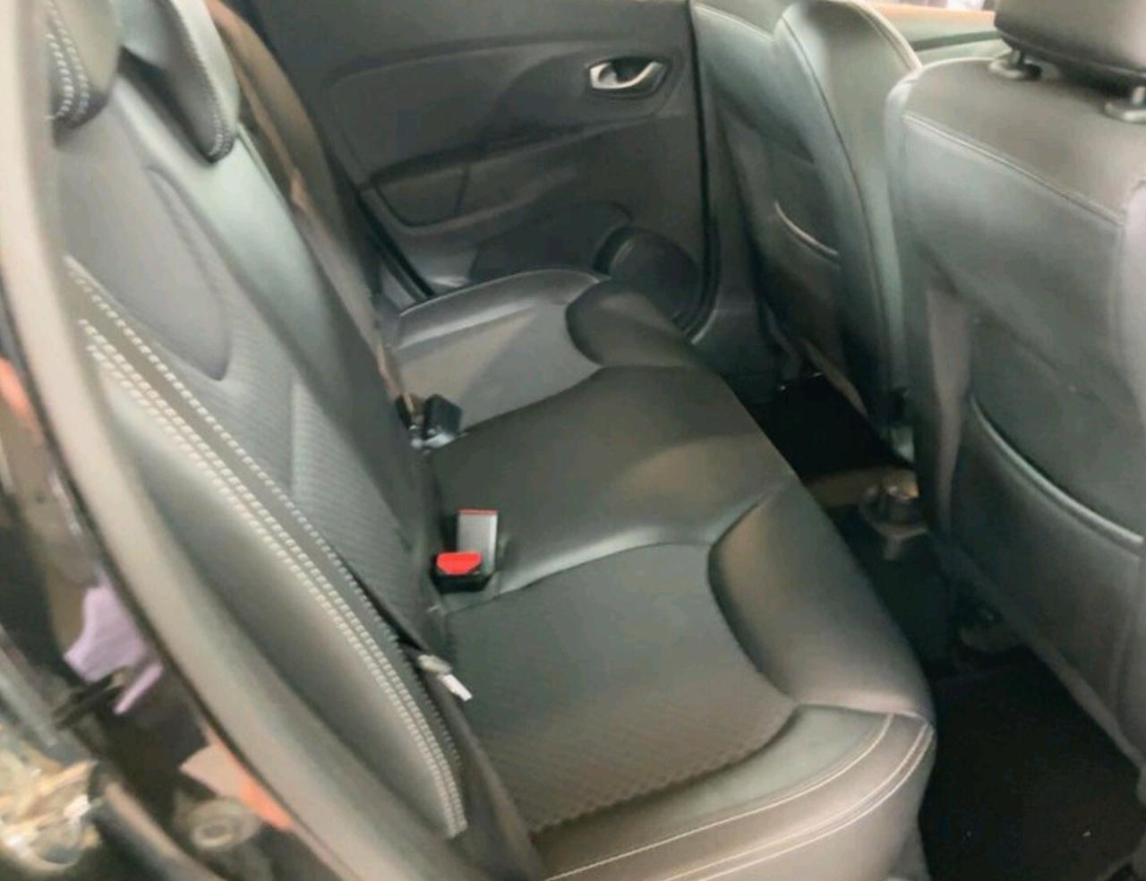 Renault Clio TCe 12V 90 CV 5 porte Moschino Zen