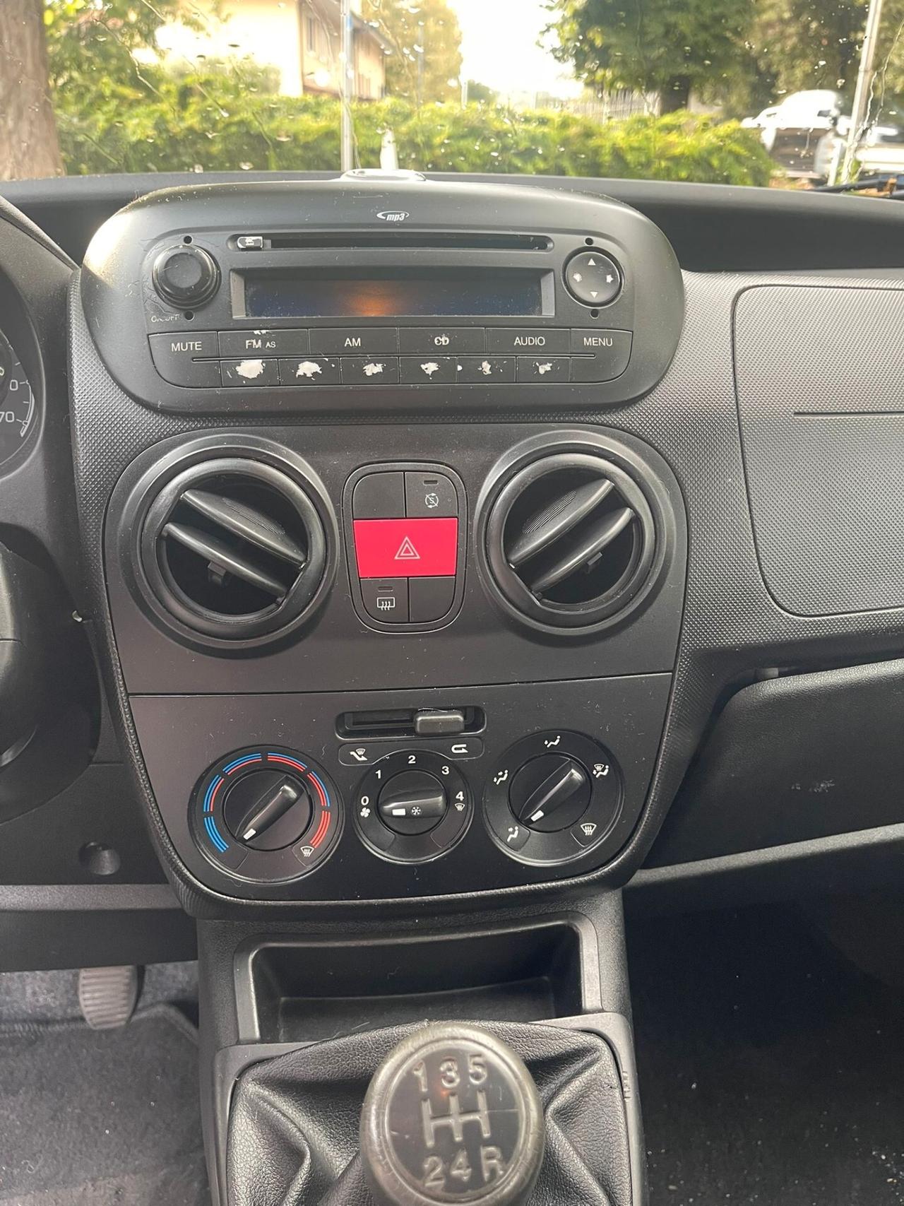 Fiat Qubo 1.3 MJT 75 CV Trekking