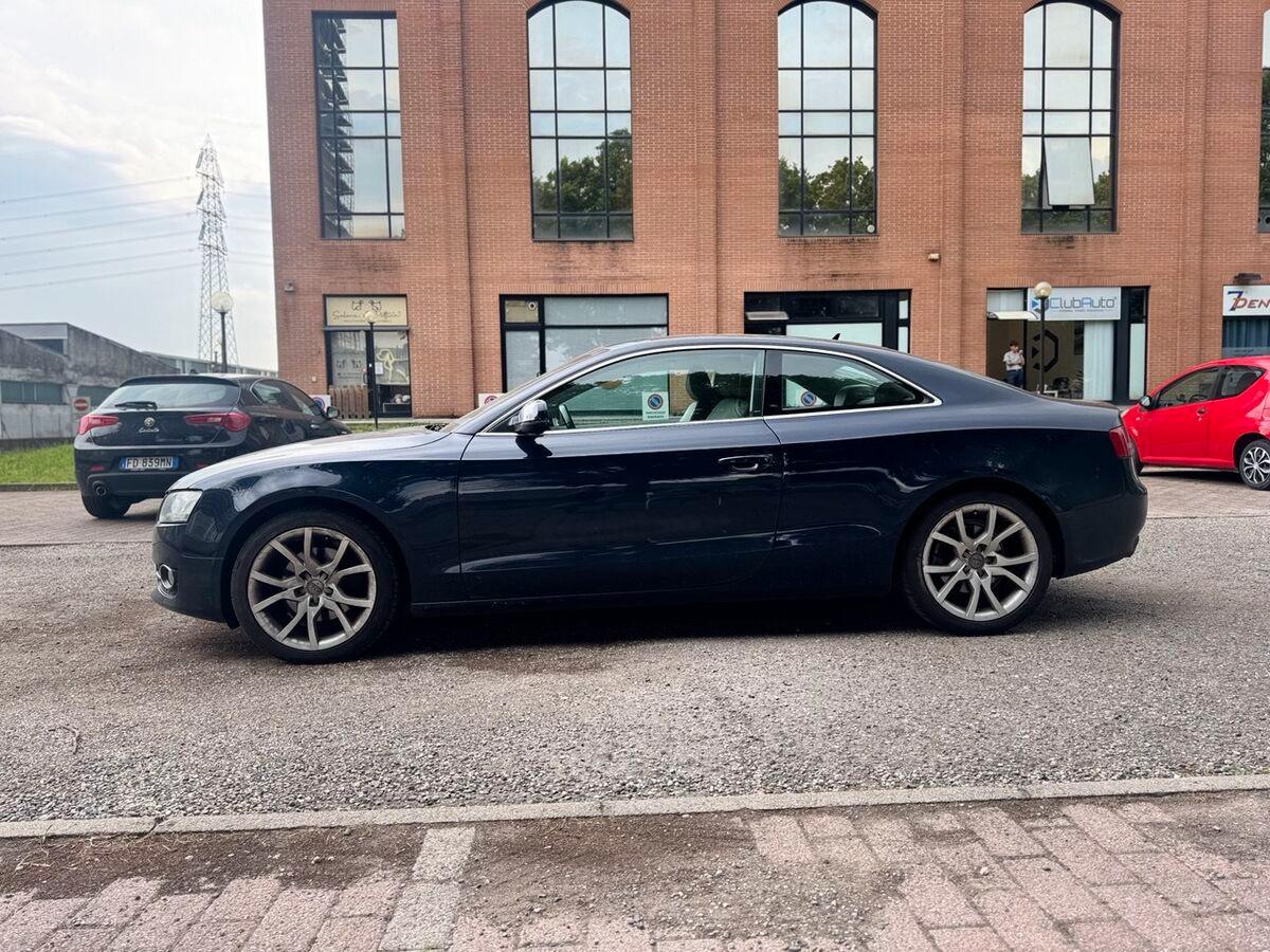 Audi A5 2.0 tfsi Ambiente