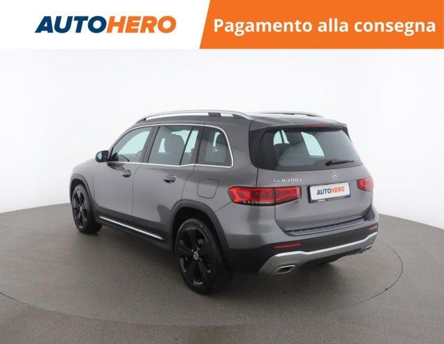 MERCEDES-BENZ GLB 200 d Automatic Sport