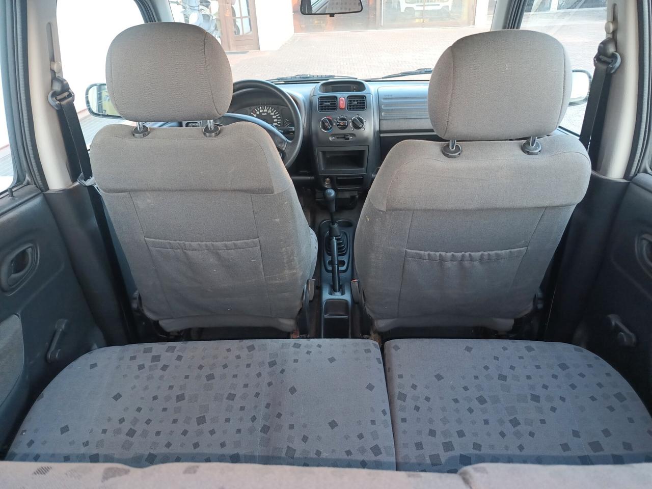 Opel Agila 1.0 12V Edition