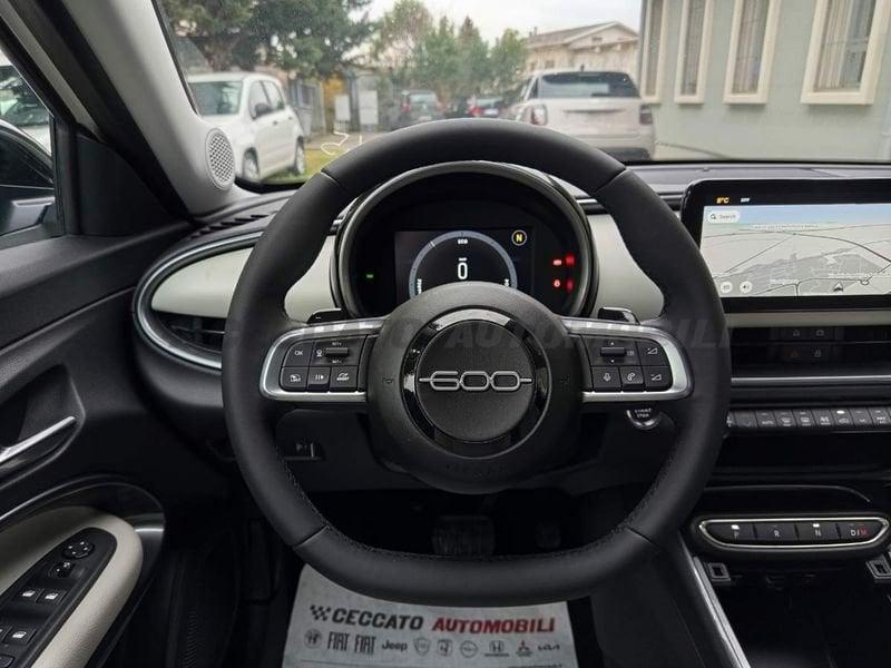 FIAT 600 600 1.2 hybrid La Prima II 110cv auto