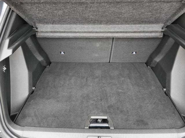 PEUGEOT 2008 motore elettrico 136 CV Allure