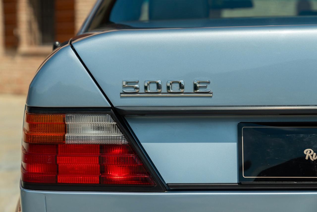 MERCEDES BENZ 500 E - RDS00905