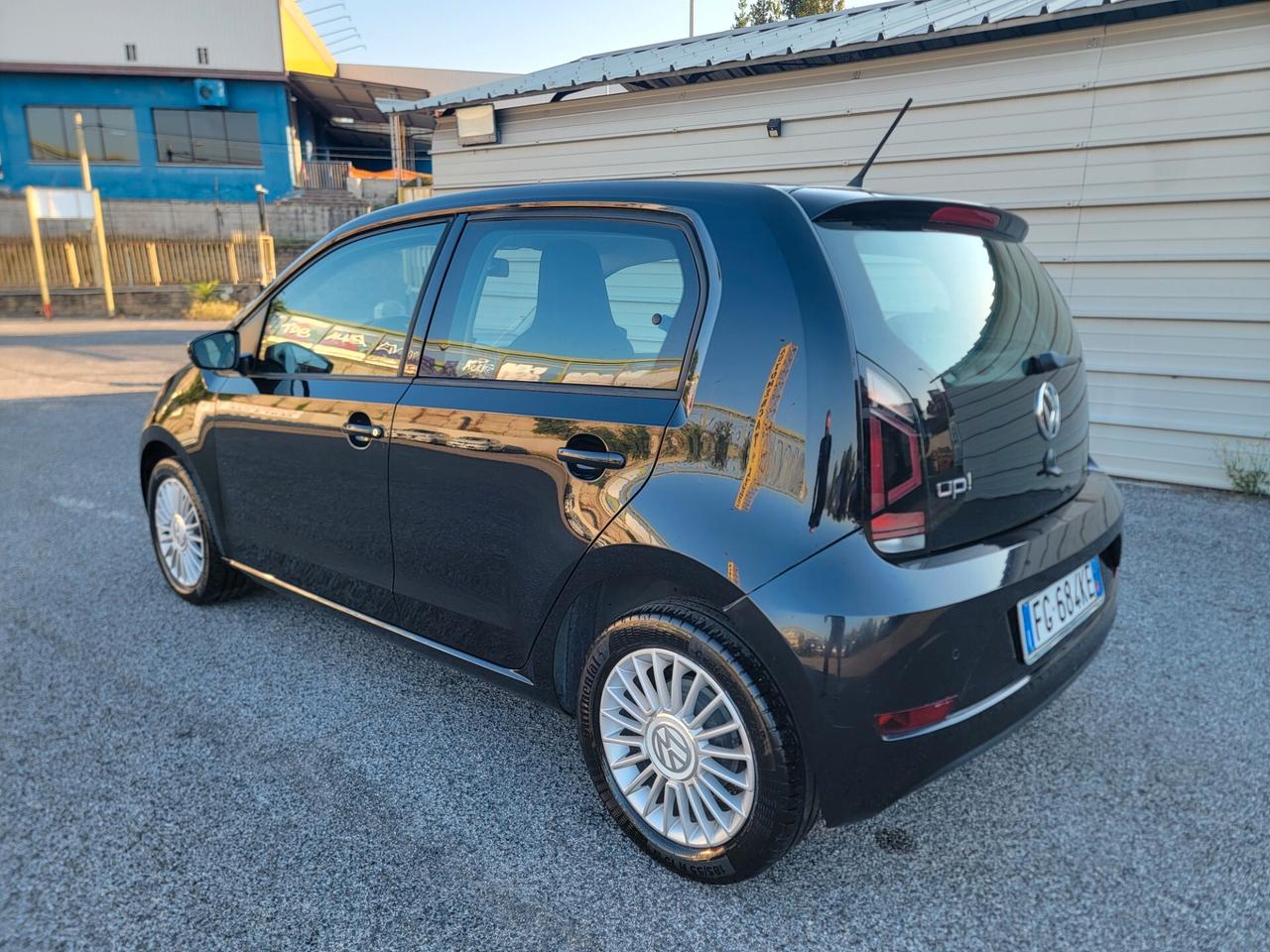 Volkswagen up! 1.0 75 CV 5p. high BlueMotion AUTOMATICA