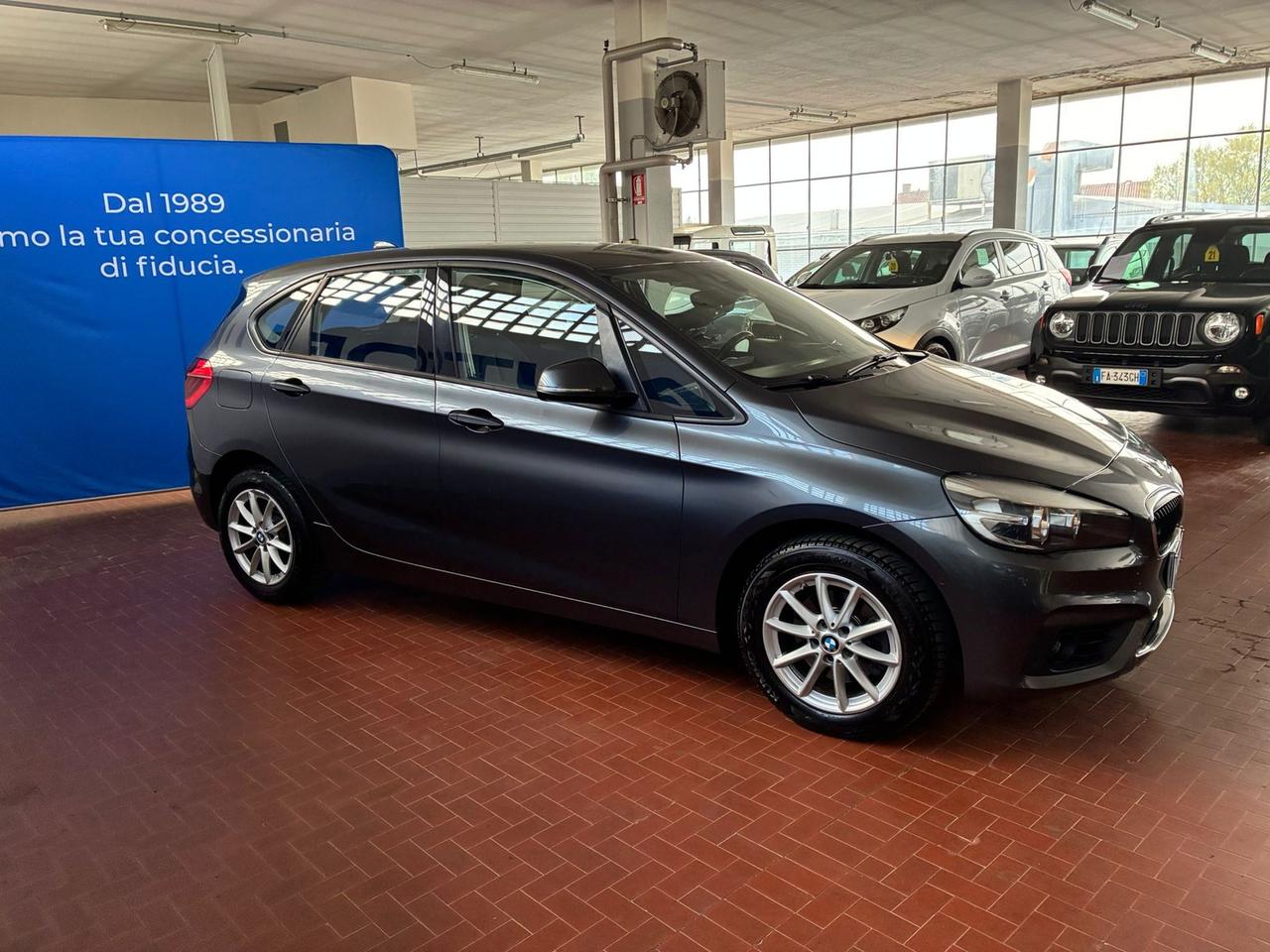 BMW Serie 2 216d active tourer sport auto my17